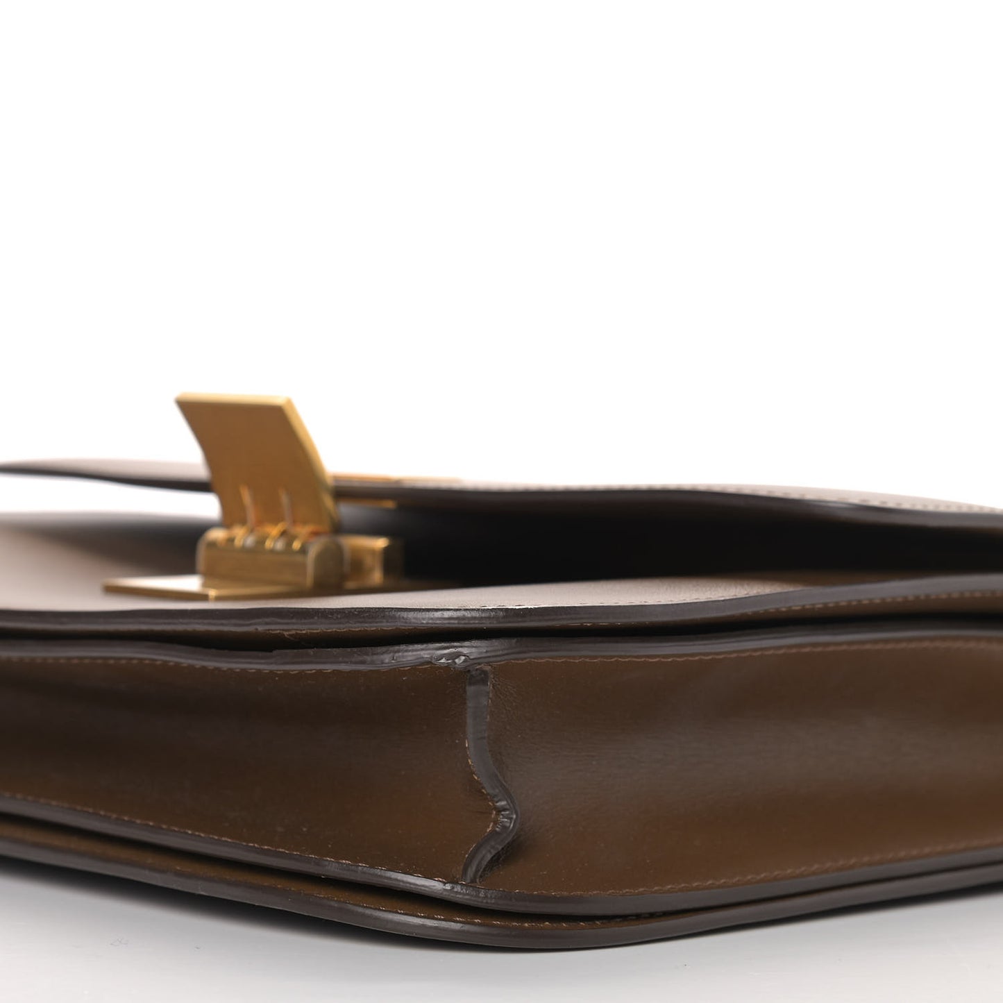 Box Calfskin Medium Classic Box Flap Bag Camel