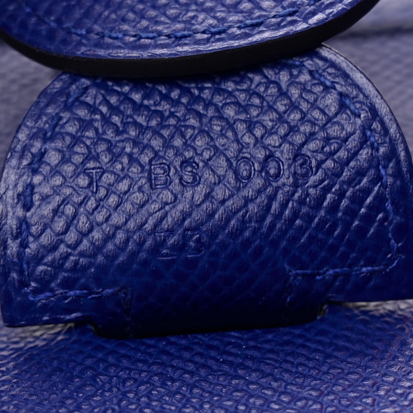 Epsom Evelyne III GM Bleu Electrique