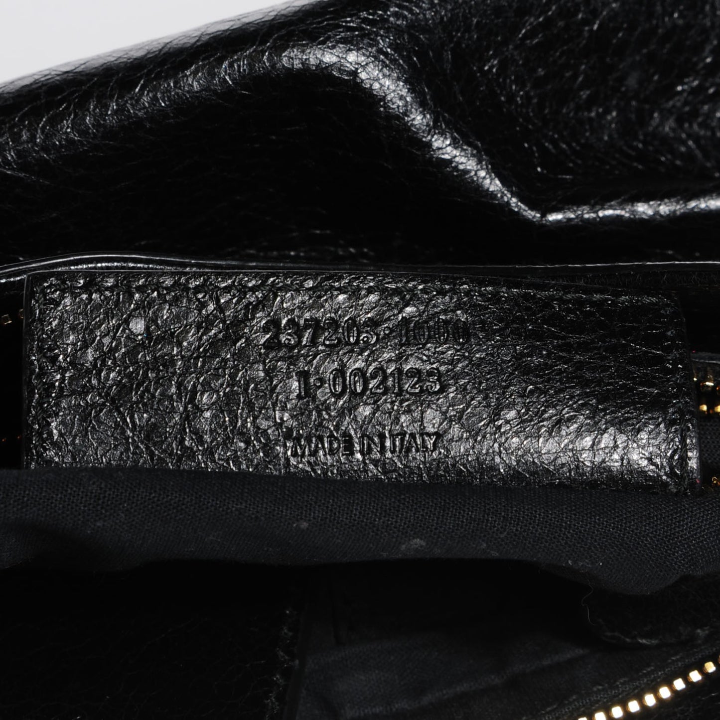 Agneau Giant 12 Gold Hardware Hip Black