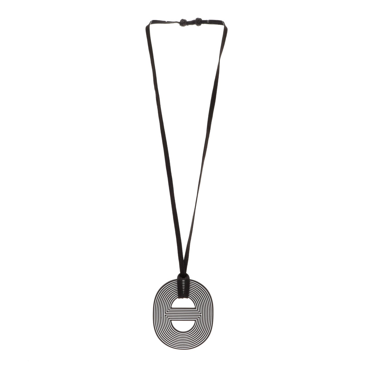 Lacquered Wood Fidelio Grave Necklace Black
