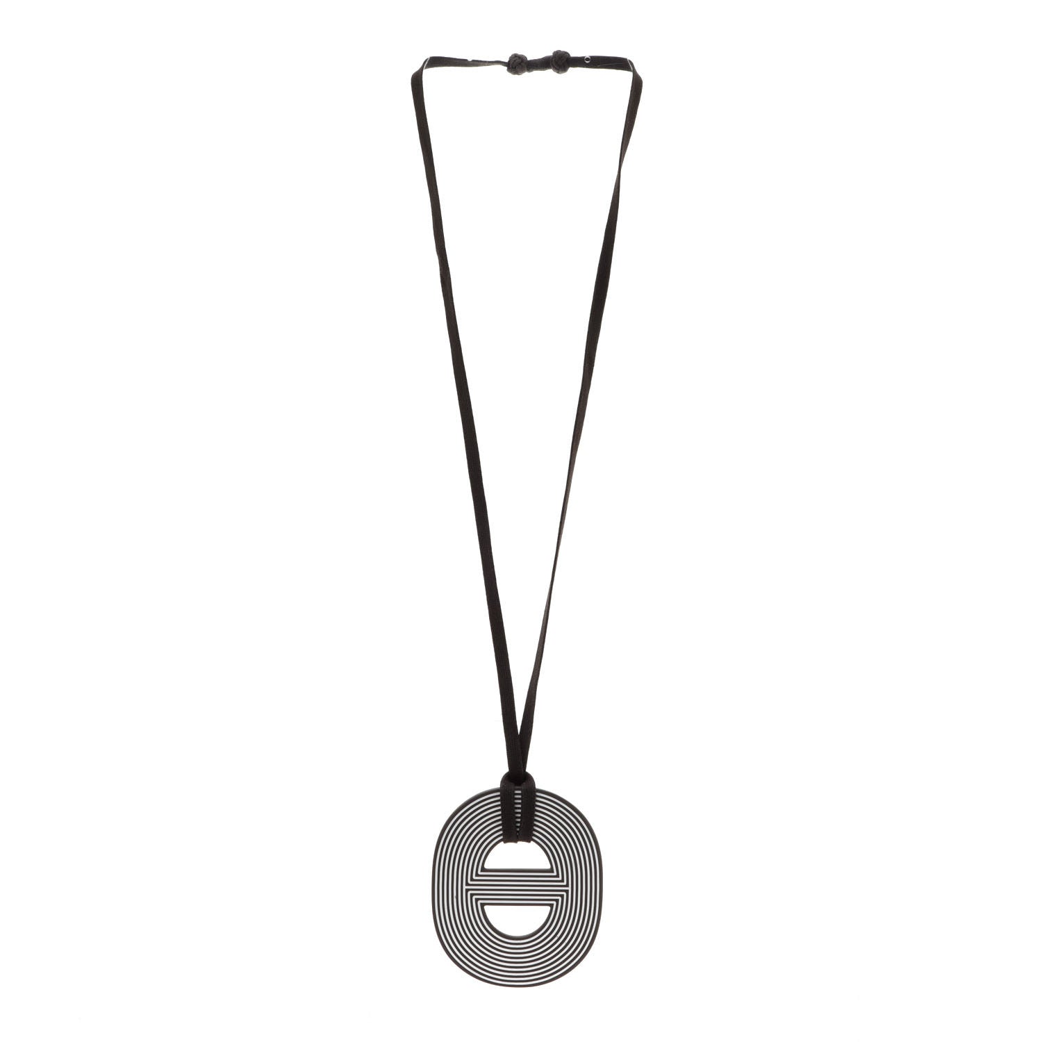 Hermes Lacquered Wood Fidelio Grave Necklace Black 4 of 5