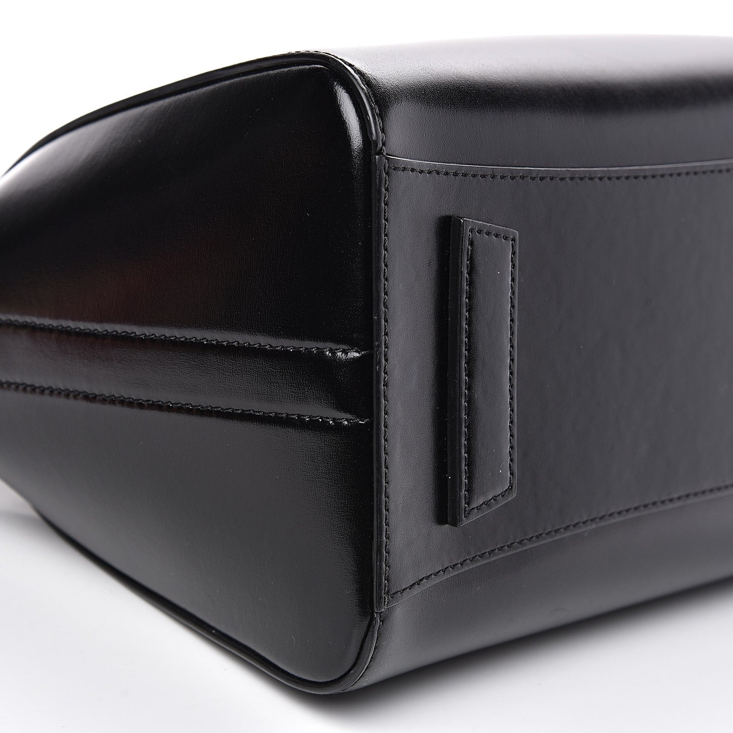 Shiny Lord Calfskin Small Antigona Black