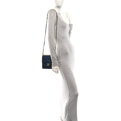 Chanel Iridescent Lambskin Quilted Chic Pearls Flap Navy Blue 2 of 10