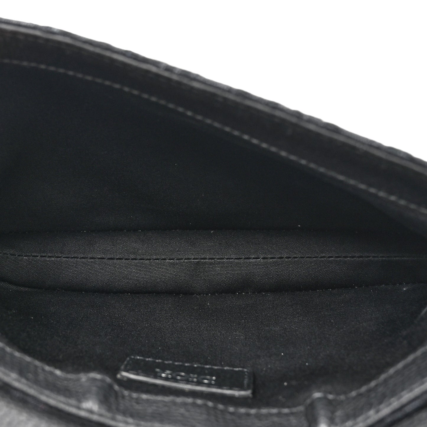 Oblique Saddle Messenger Pouch Black