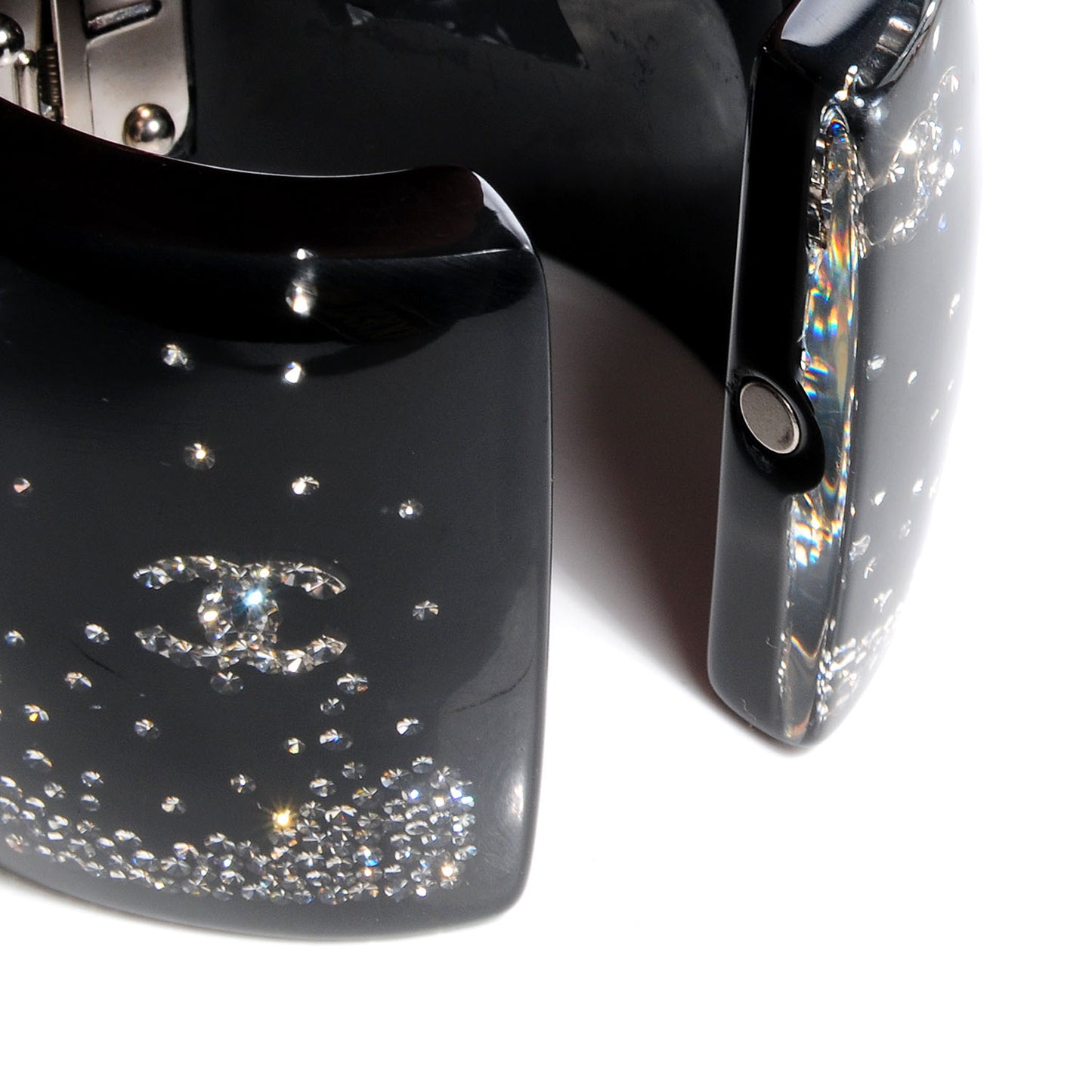 Resin Crystal CC Cuff Black