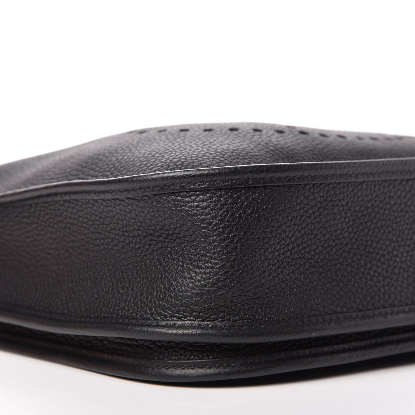 Taurillon Clemence Evelyne III PM Black