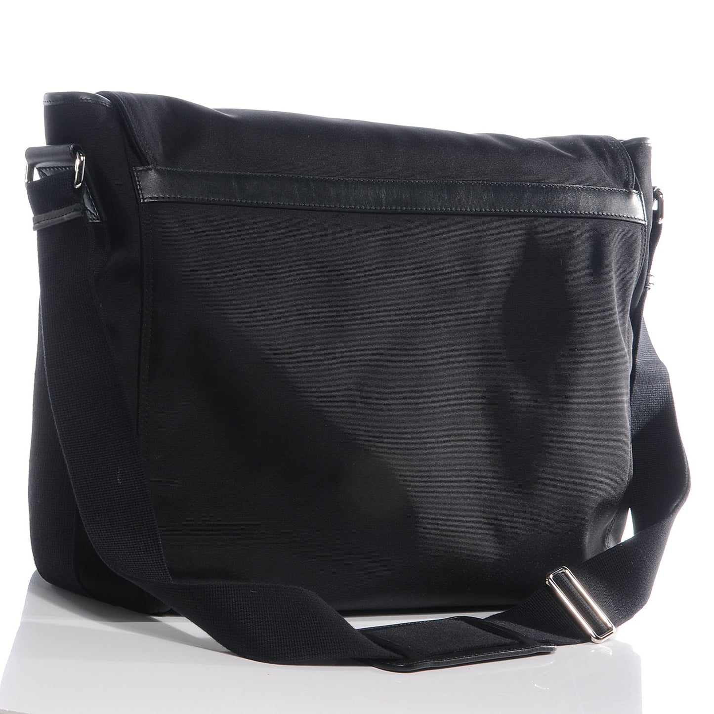 Mens Nylon Large Messenger Bag Black