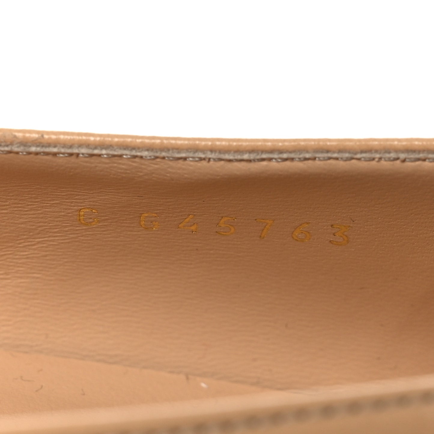 Lambskin Grosgrain Pointed Toe CC Ballet Flats 39 Beige Black