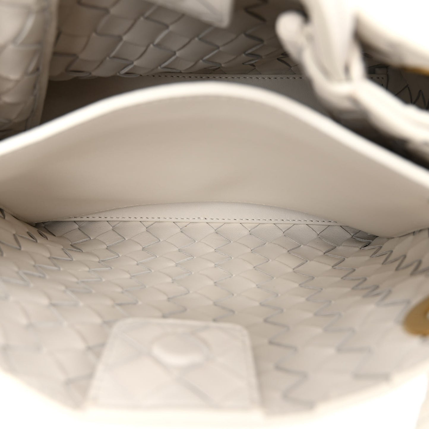 Nappa Intrecciato Small Andiamo Shoulder Bag White
