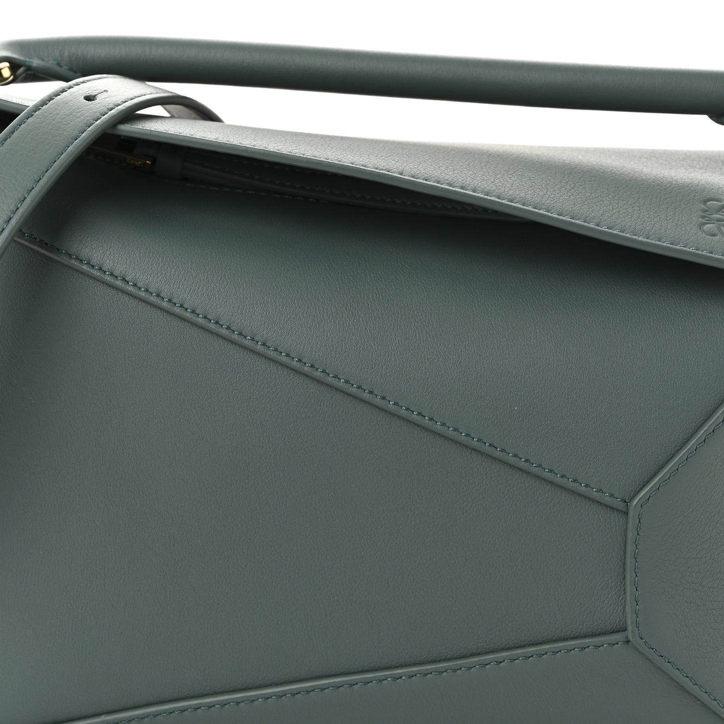Calfskin Small Puzzle Edge Bag Bottle Green
