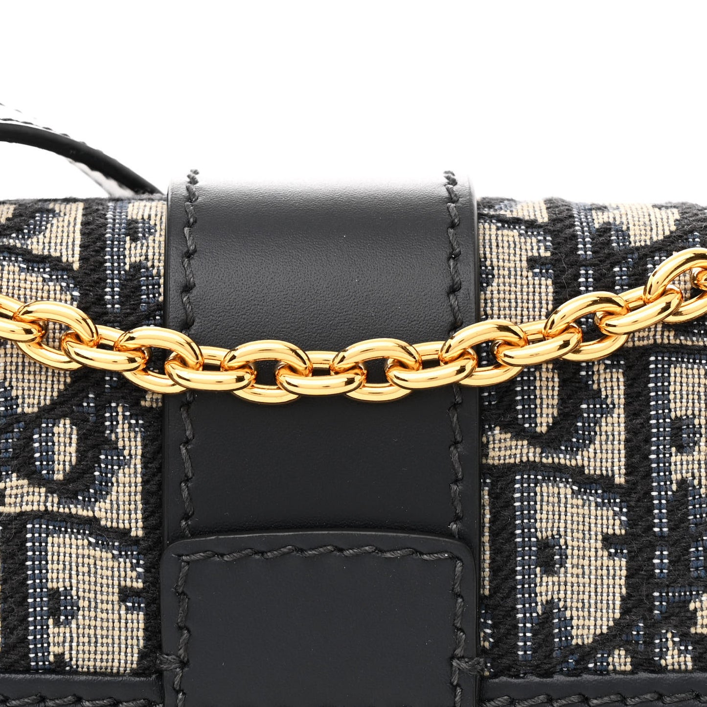 Oblique 30 Montaigne East West Chain Flap Bag Blue