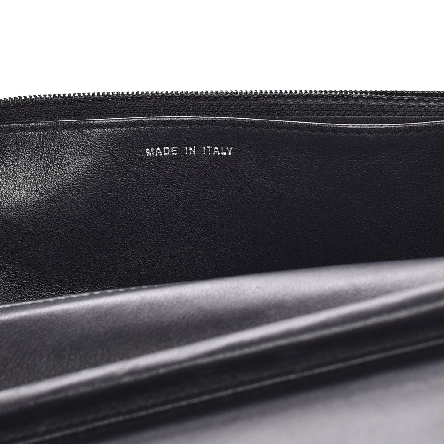 Lambskin Diamond Stitched Wallet On Chain WOC Black