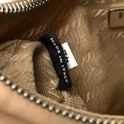 Prada Nylon Re-Edition 2005 Shoulder Bag Cammeo 7 of 10