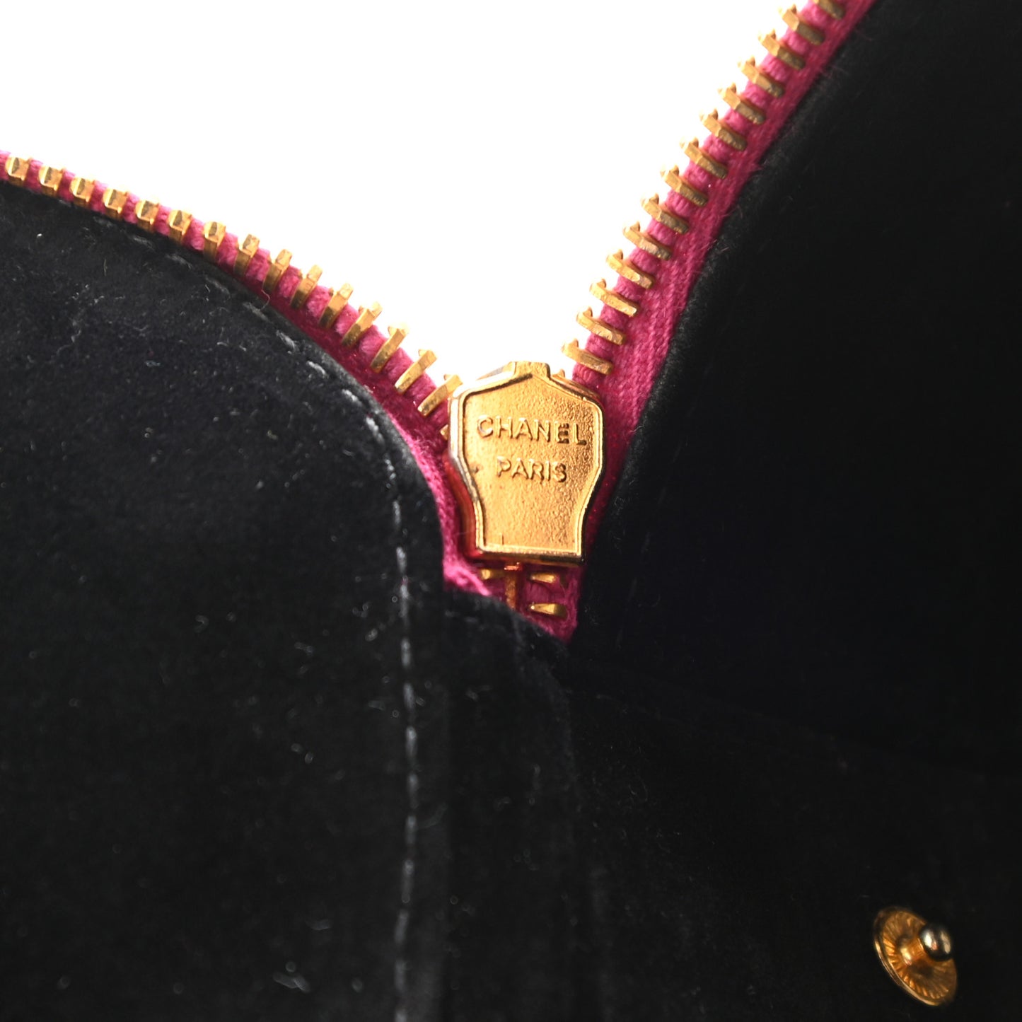 Patent Large Glam Lock Rockstud Flap Cyclamin