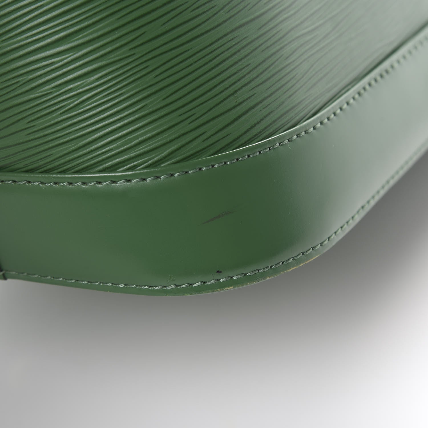 Louis Vuitton Epi Alma GM Menthe 12 of 15