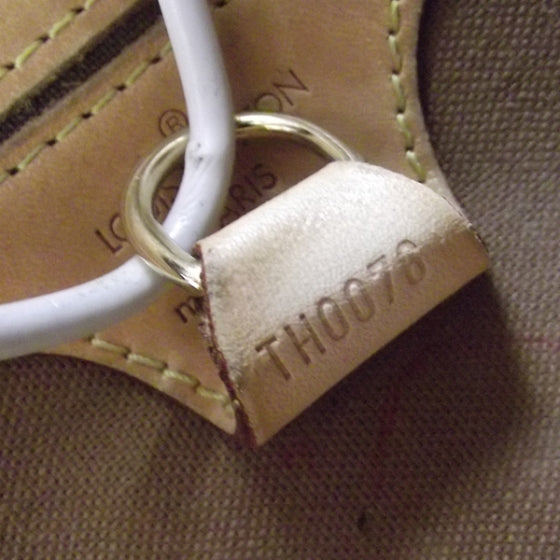 Louis Vuitton Monogram Ellipse PM 8 of 9