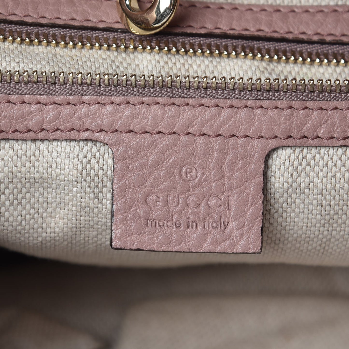 Pebbled Calfskin Medium Soho Chain Shoulder Bag Dark Cipria