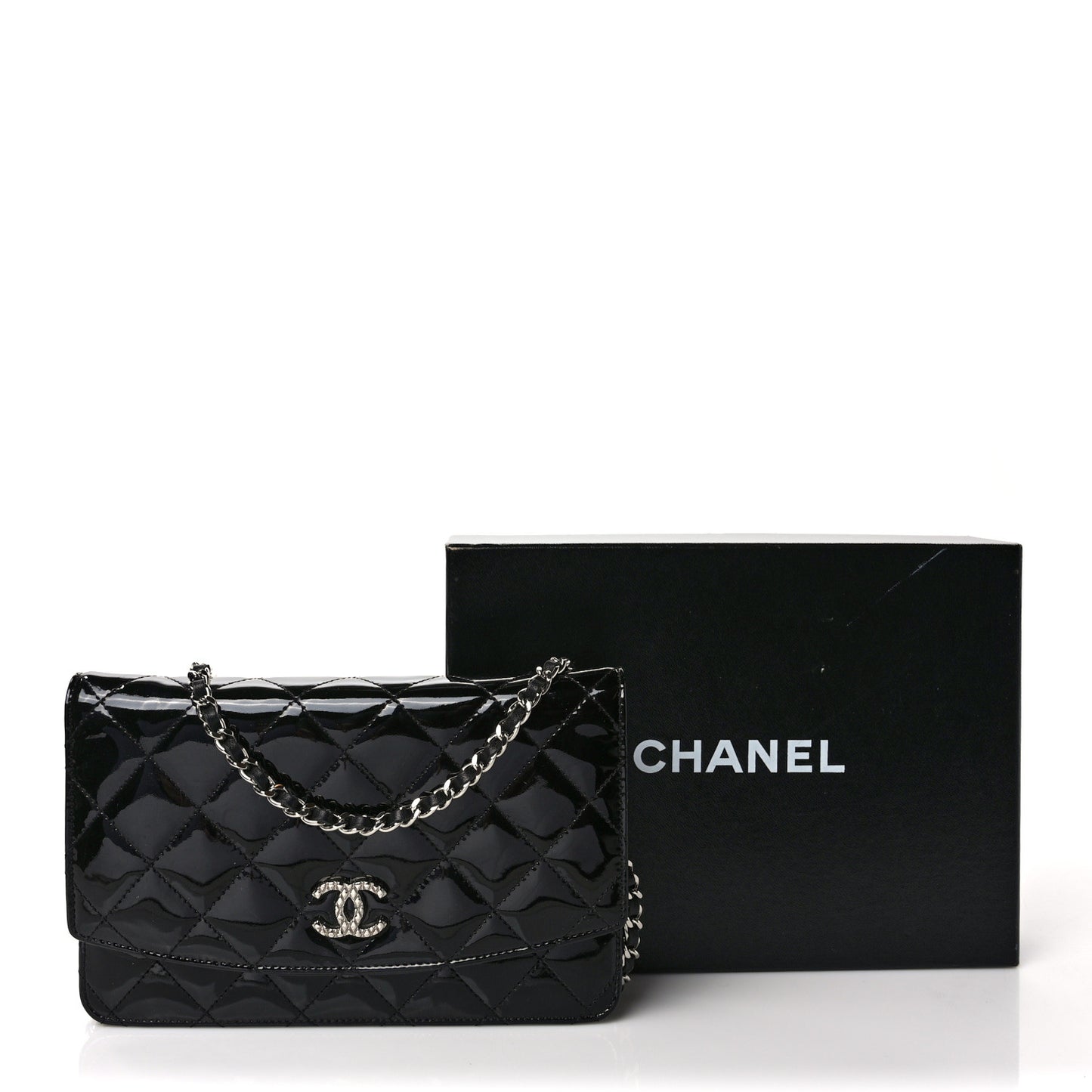 Patent Quilted Brilliant Wallet On Chain WOC Black