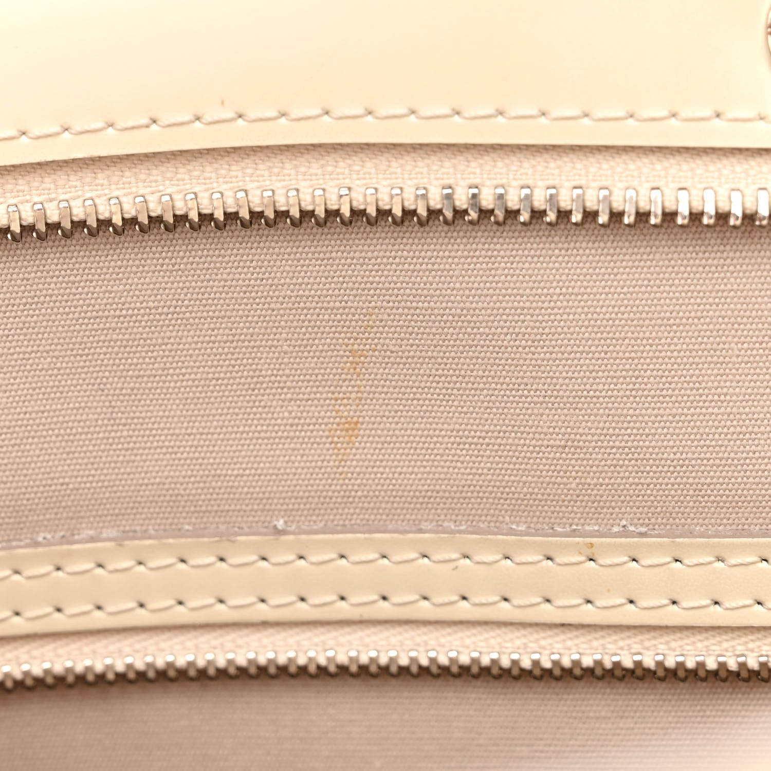 Louis Vuitton Epi Brea MM Ivory 8 of 11