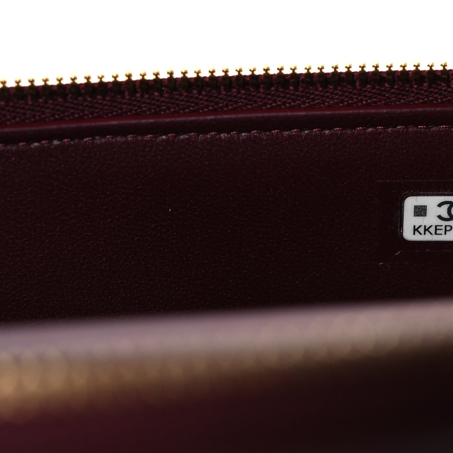 Calfskin Crocodile Embossed Crococo Exoticoco Vanity With Chain Dark Burgundy