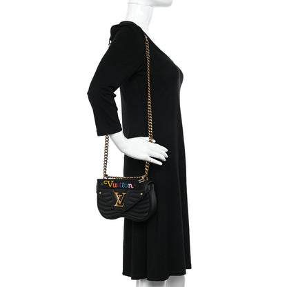 Louis Vuitton Calfskin New Wave Chain MM Black 2 of 9