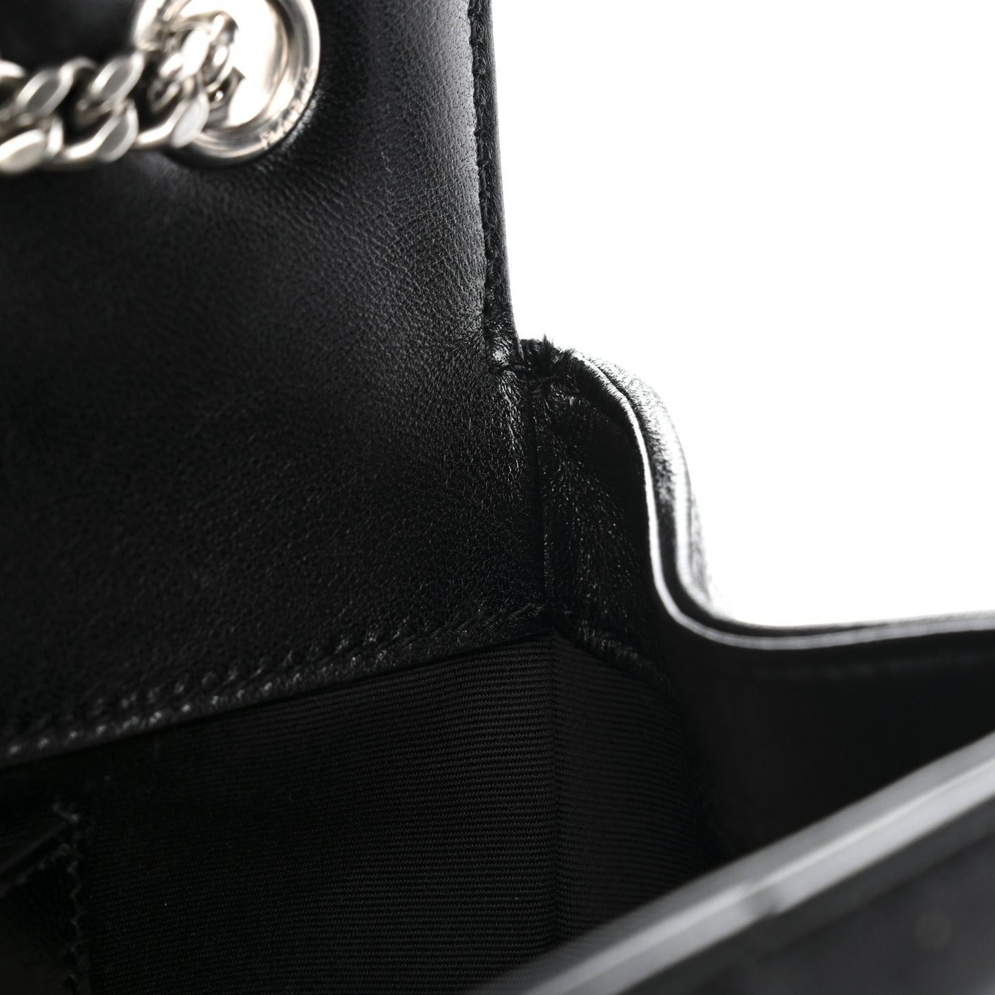 Lambskin Chevron Quilted Medium Loulou Black