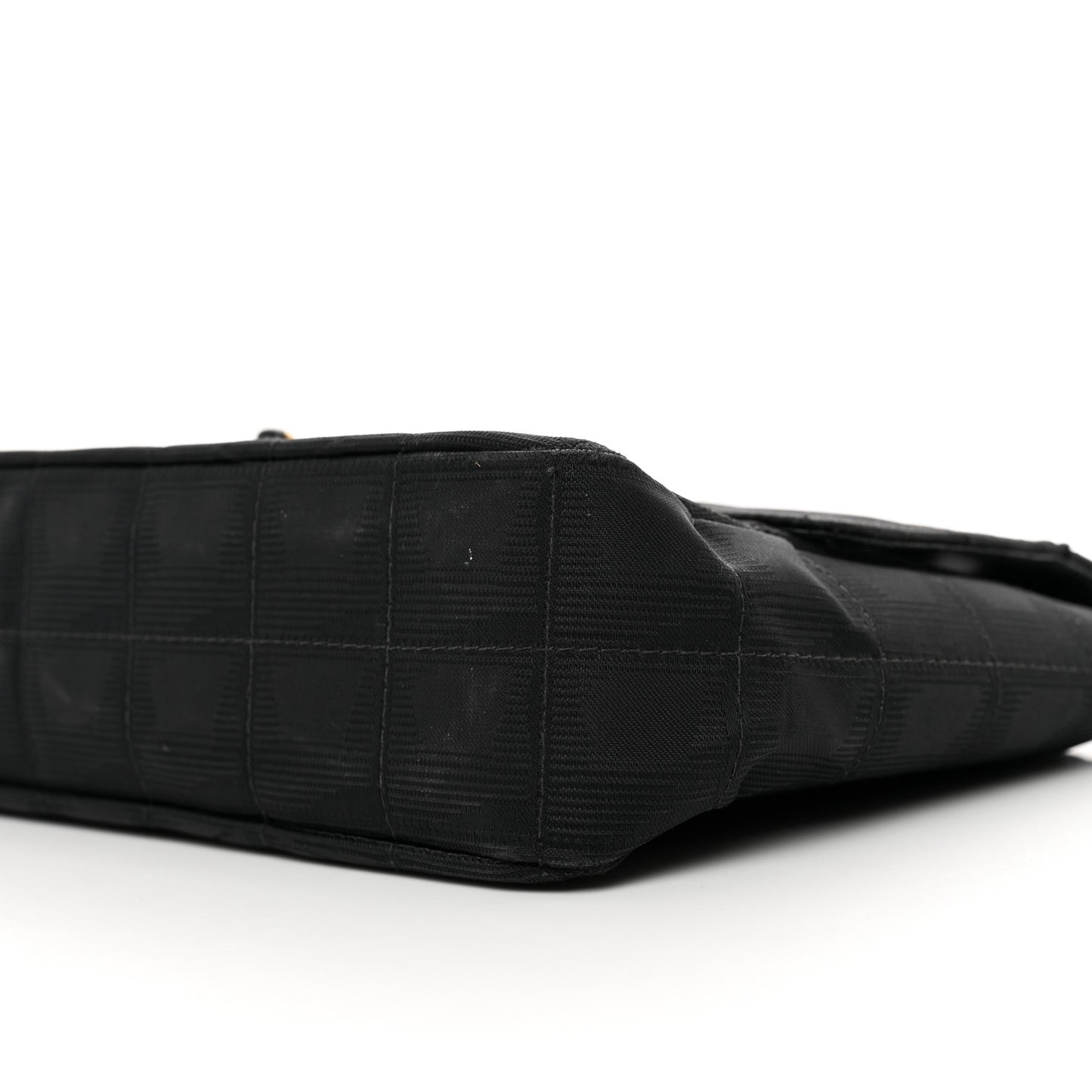Nylon Medium Travel Flap Black