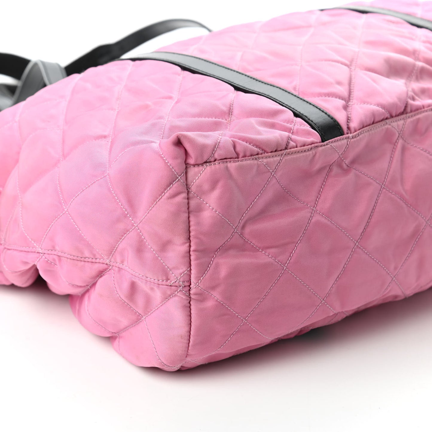 Tessuto Nylon Quilted Shoulder Bag Begonia