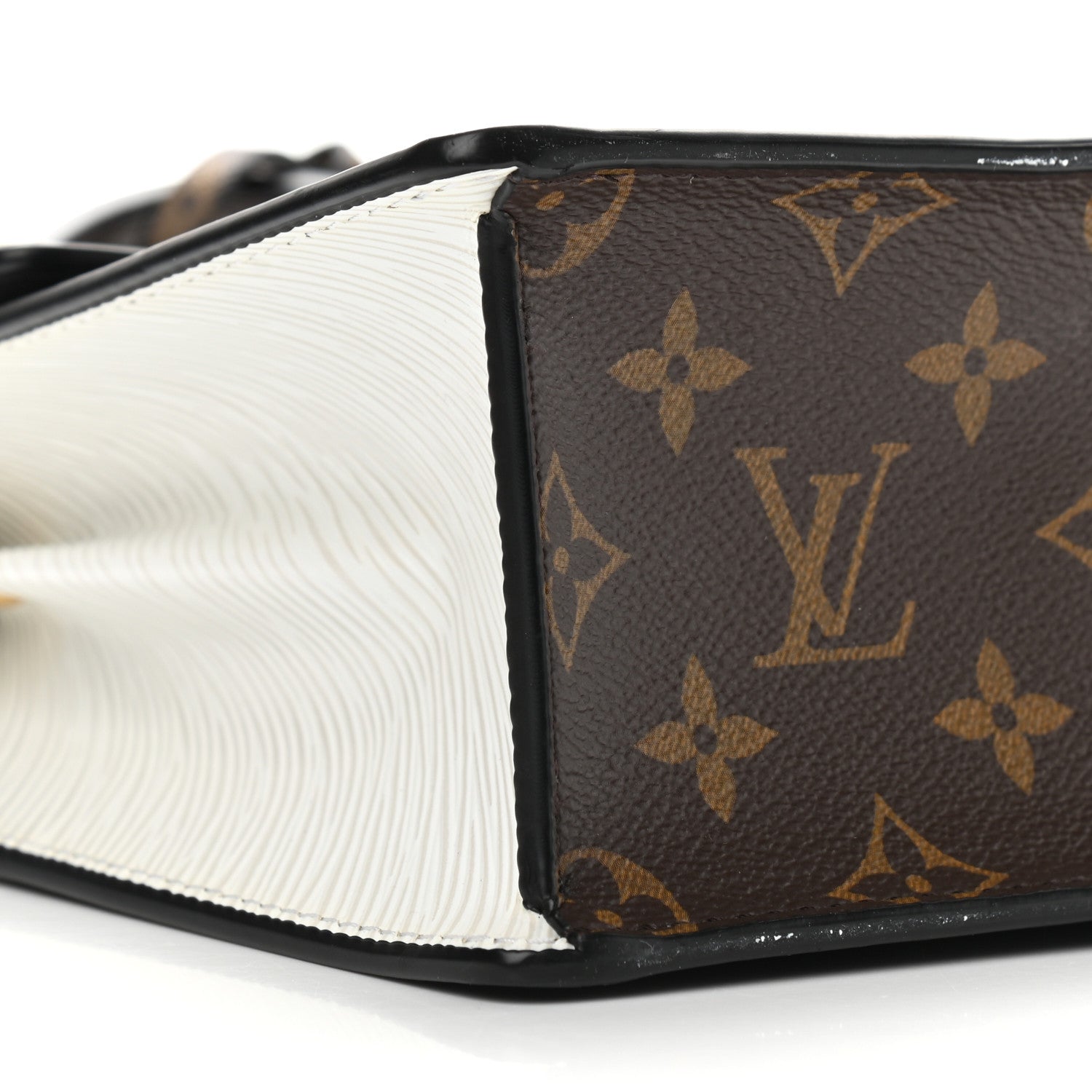 Louis Vuitton Vernis Epi Monogram Spring Street Black 7 of 8
