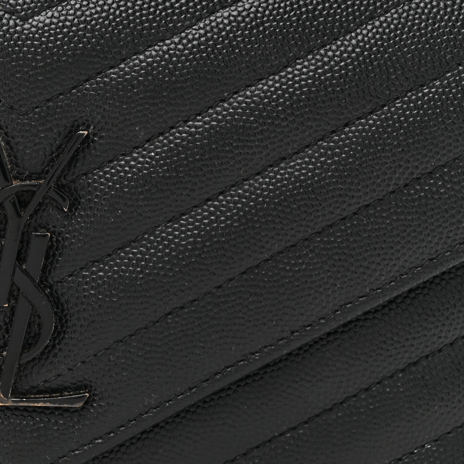 Saint Laurent Grain De Poudre Matelasse Chevron Monogram Monochrome Envelope Chain Wallet Black 8 of 20