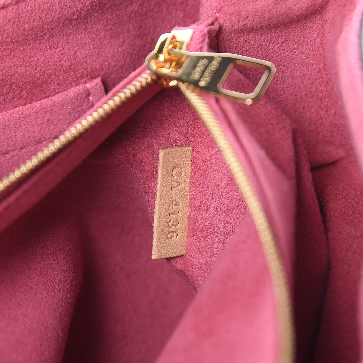 Louis Vuitton Monogram Pallas Chain Fizzy 6 of 10