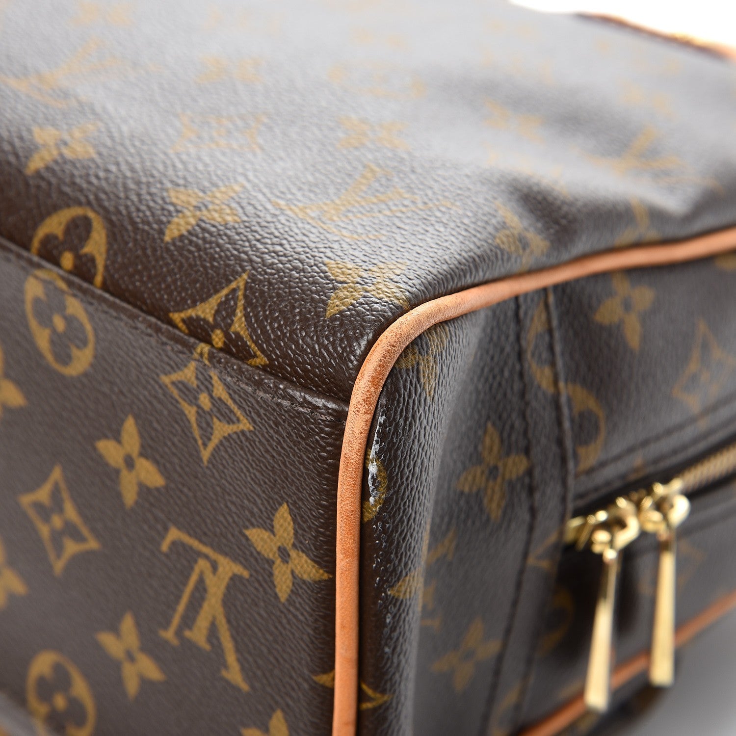 Louis Vuitton Monogram Manhattan GM 12 of 14