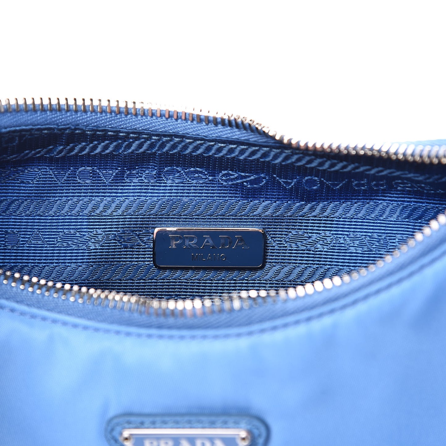 Nylon Re-Edition 2005 Shoulder Bag Pervinca