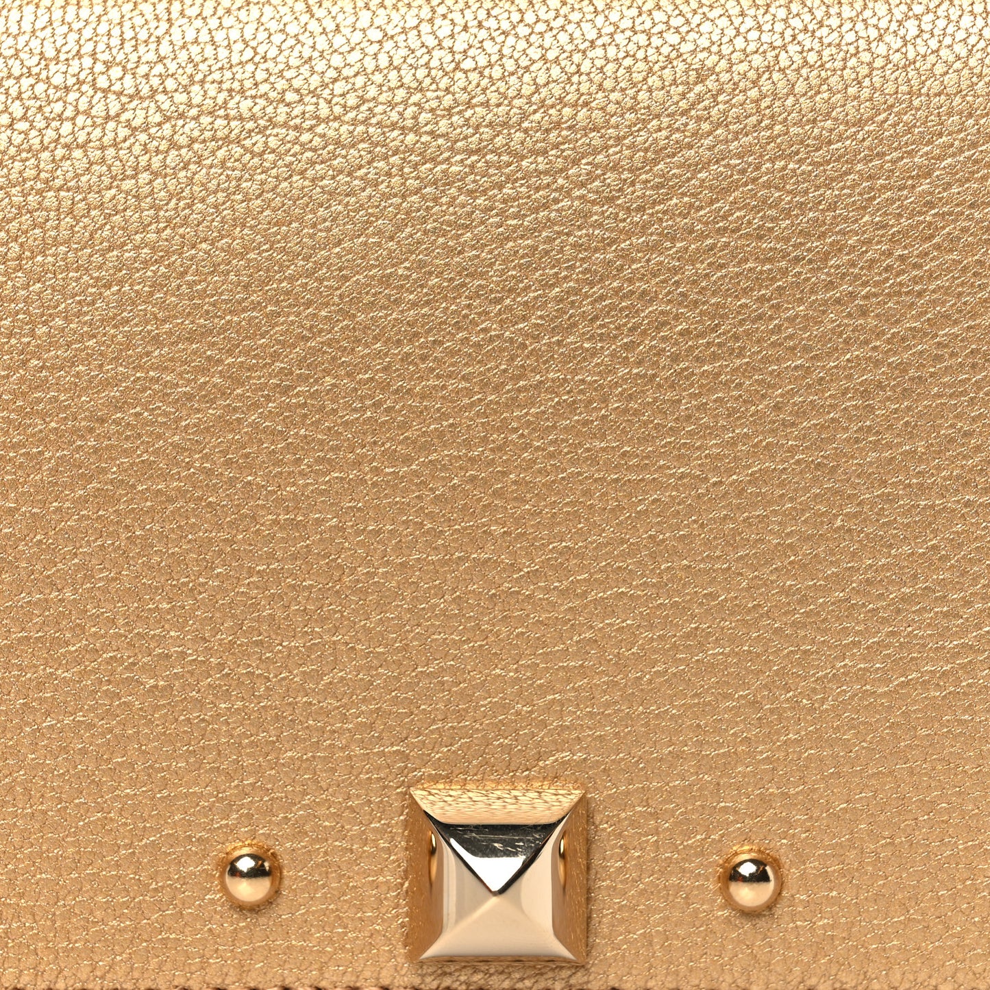 Metallic Chevre Chamkilight Medor Card Holder Dore