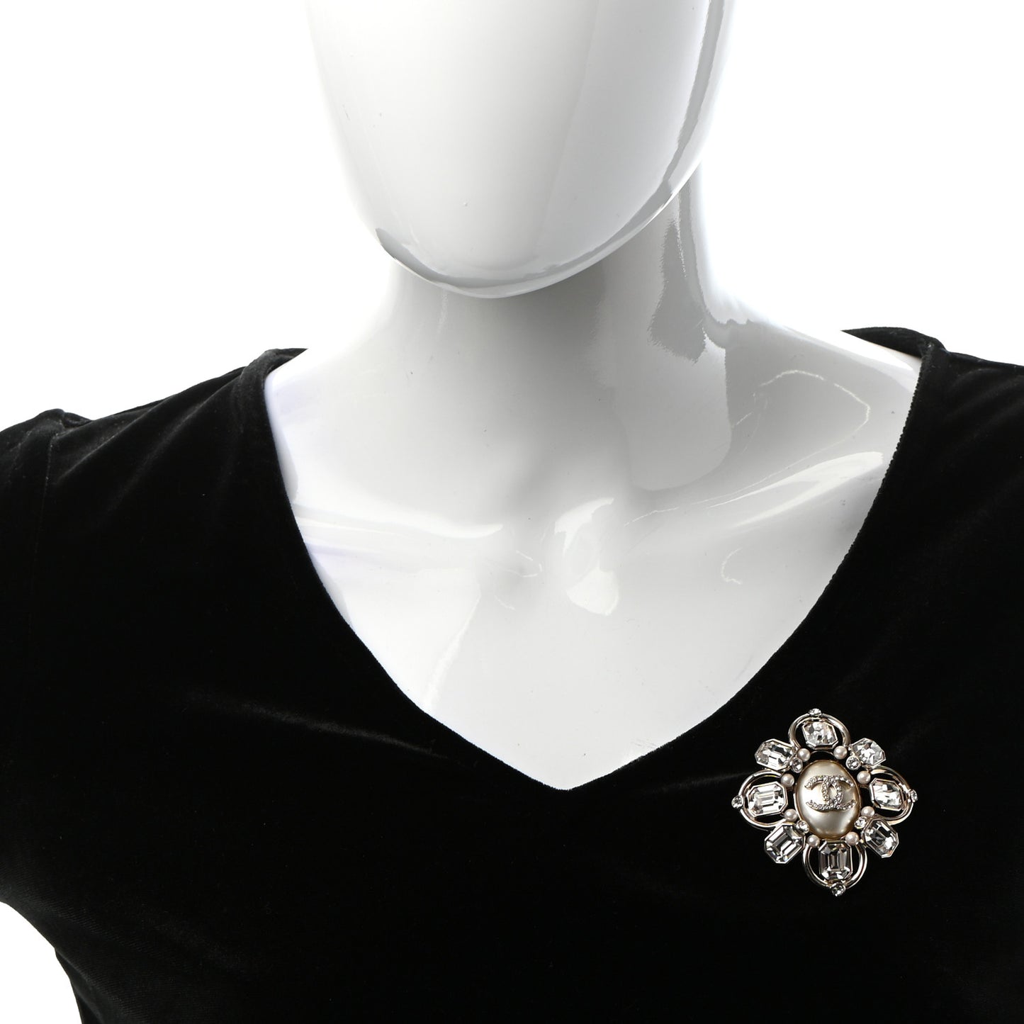 Pearl Crystal CC Brooch Pearly White Gold