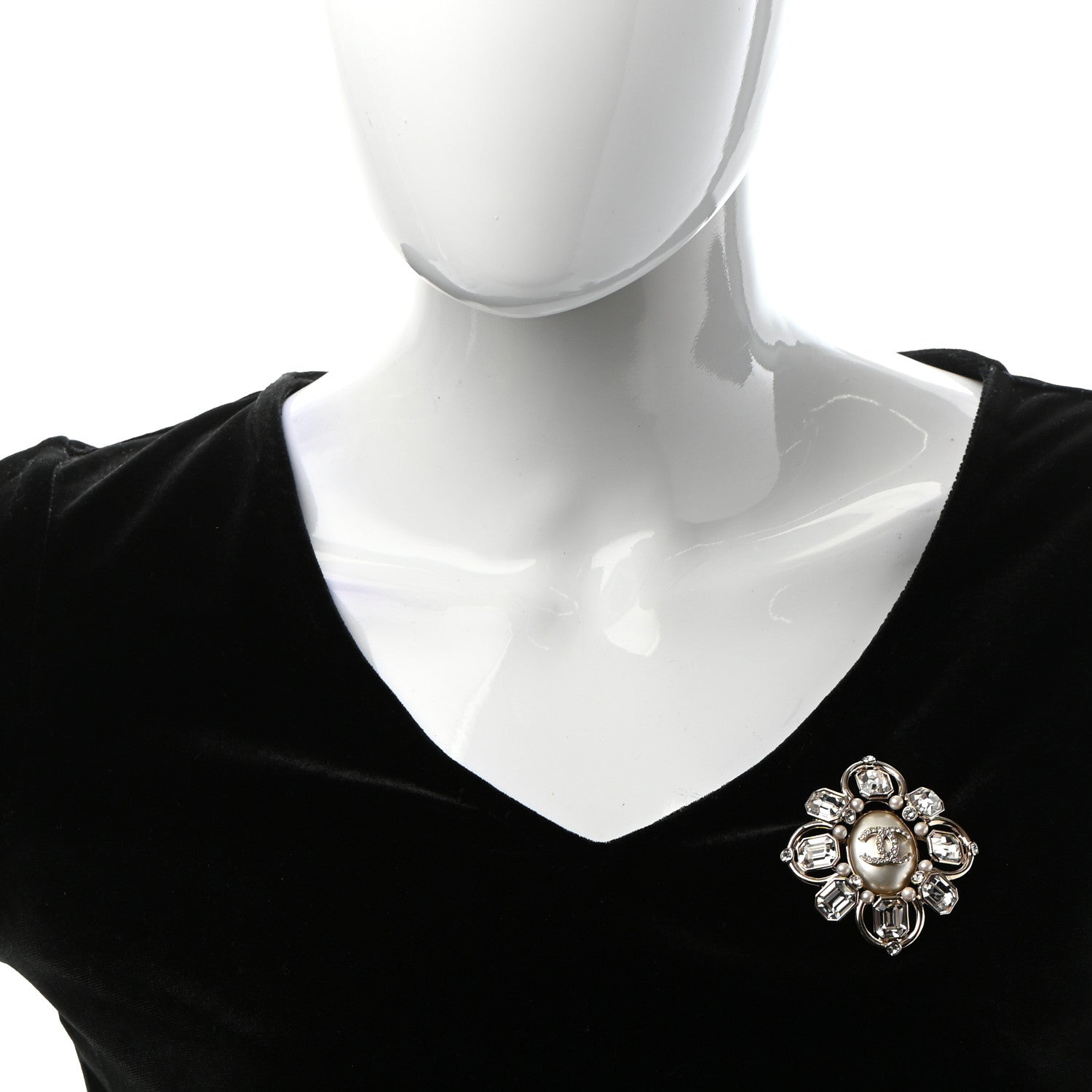 Chanel Pearl Crystal CC Brooch Pearly White Gold 2 of 5