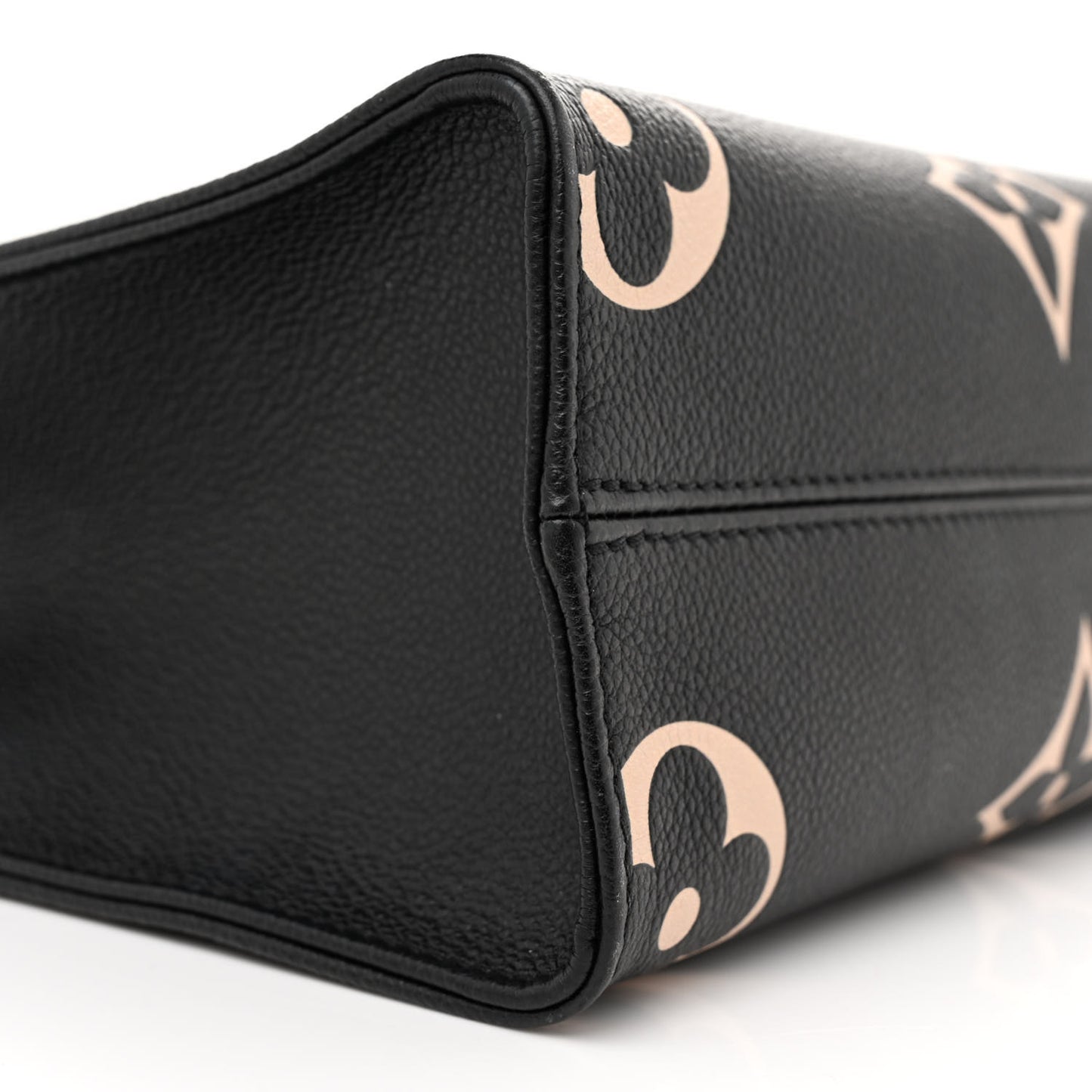 Empreinte Monogram Giant Onthego PM Black Beige