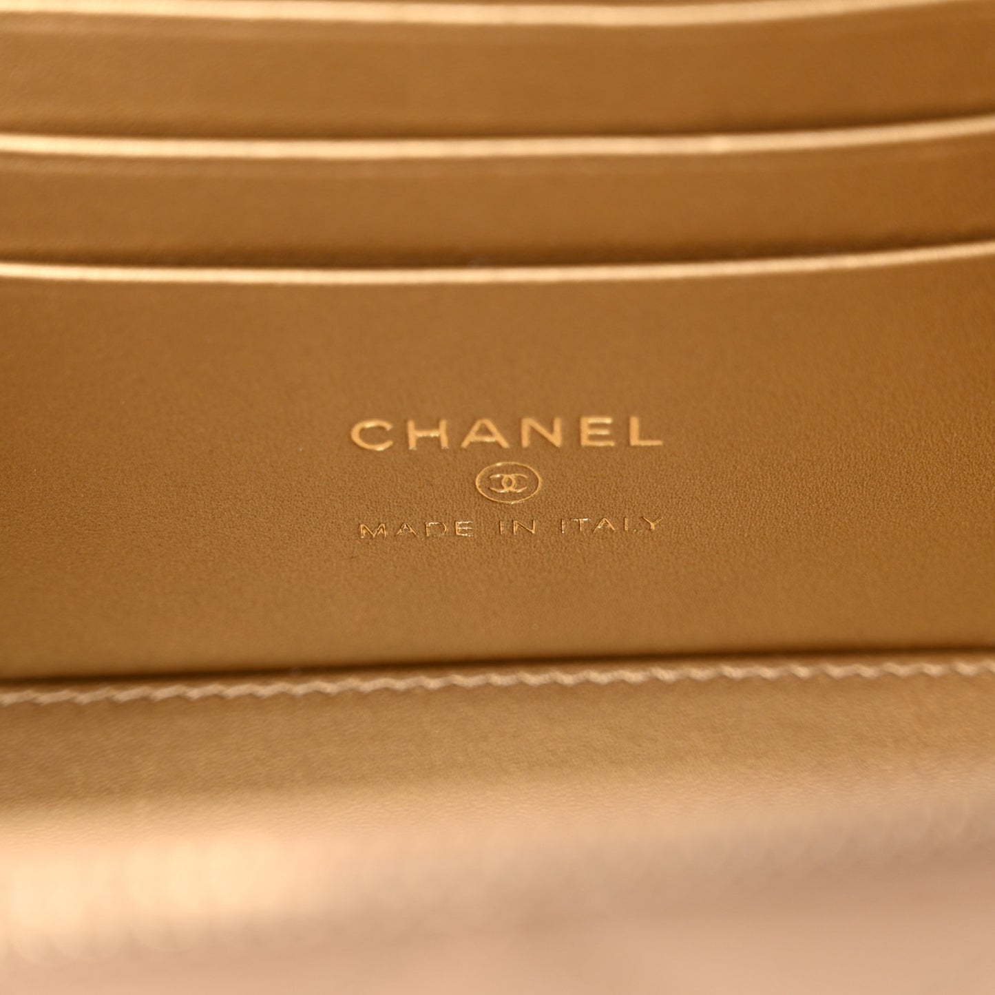 Lambskin Quilted Pearl Crush Small Vanity Case With Chain Dark Beige