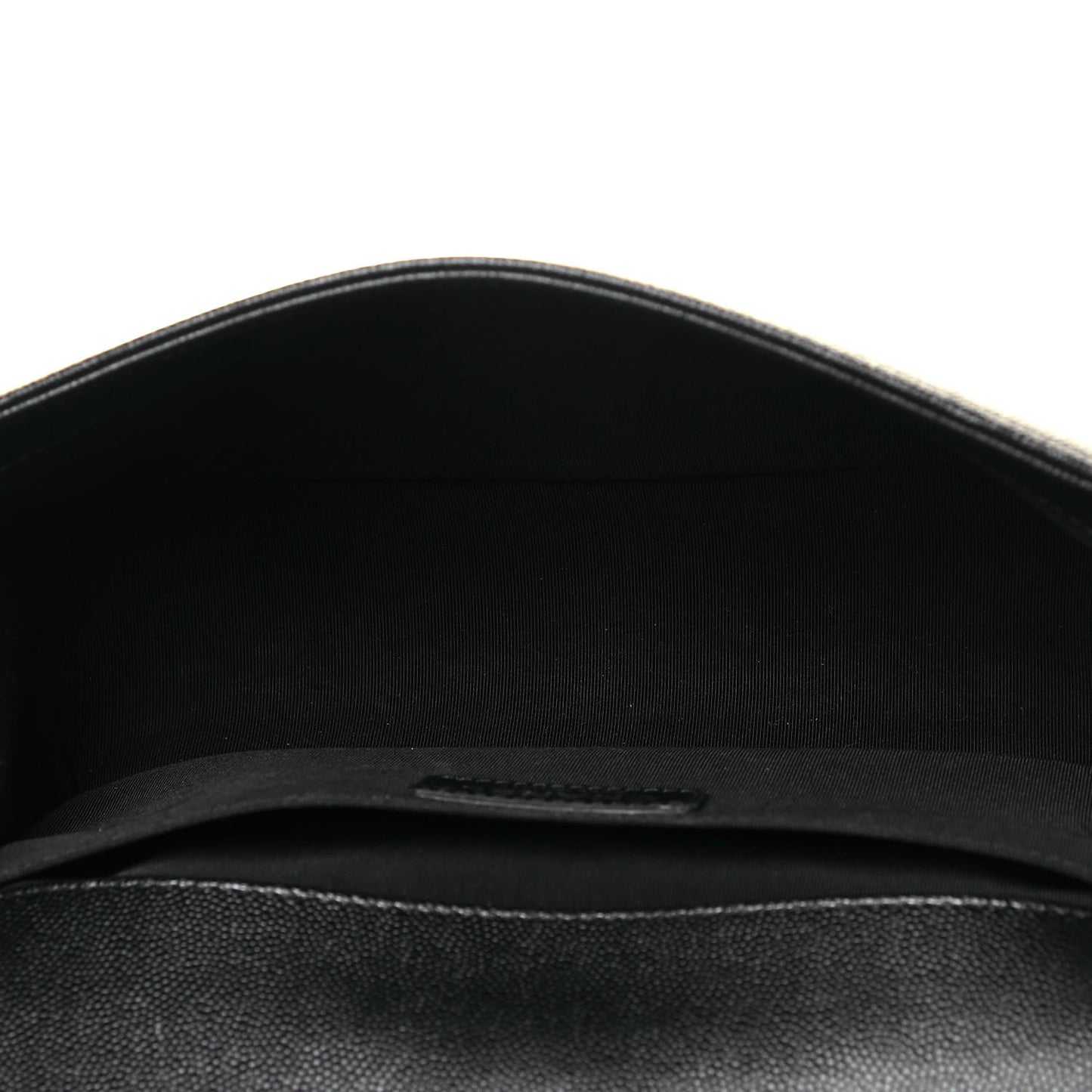 Caviar Quilted Medium Boy Flap Black