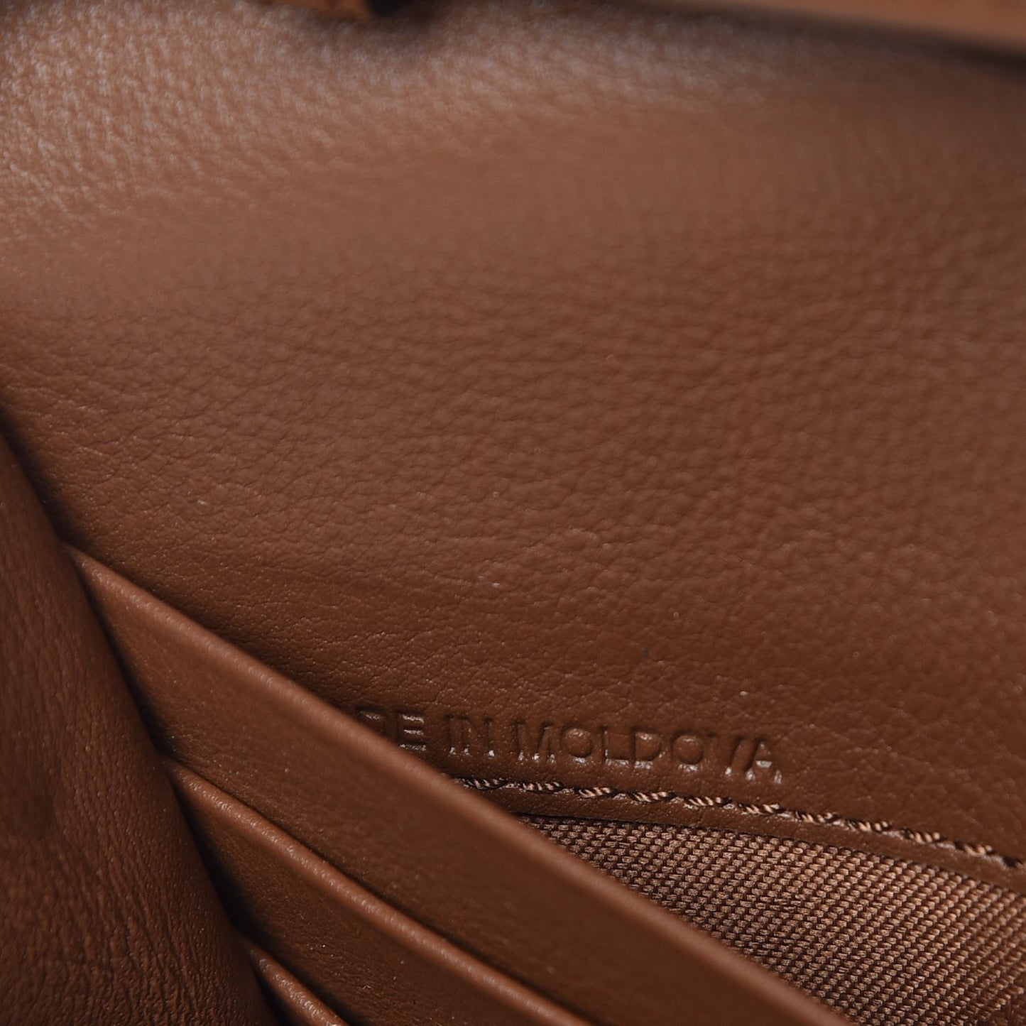 Derby Calfskin House Check Henley Wallet On Chain Tan