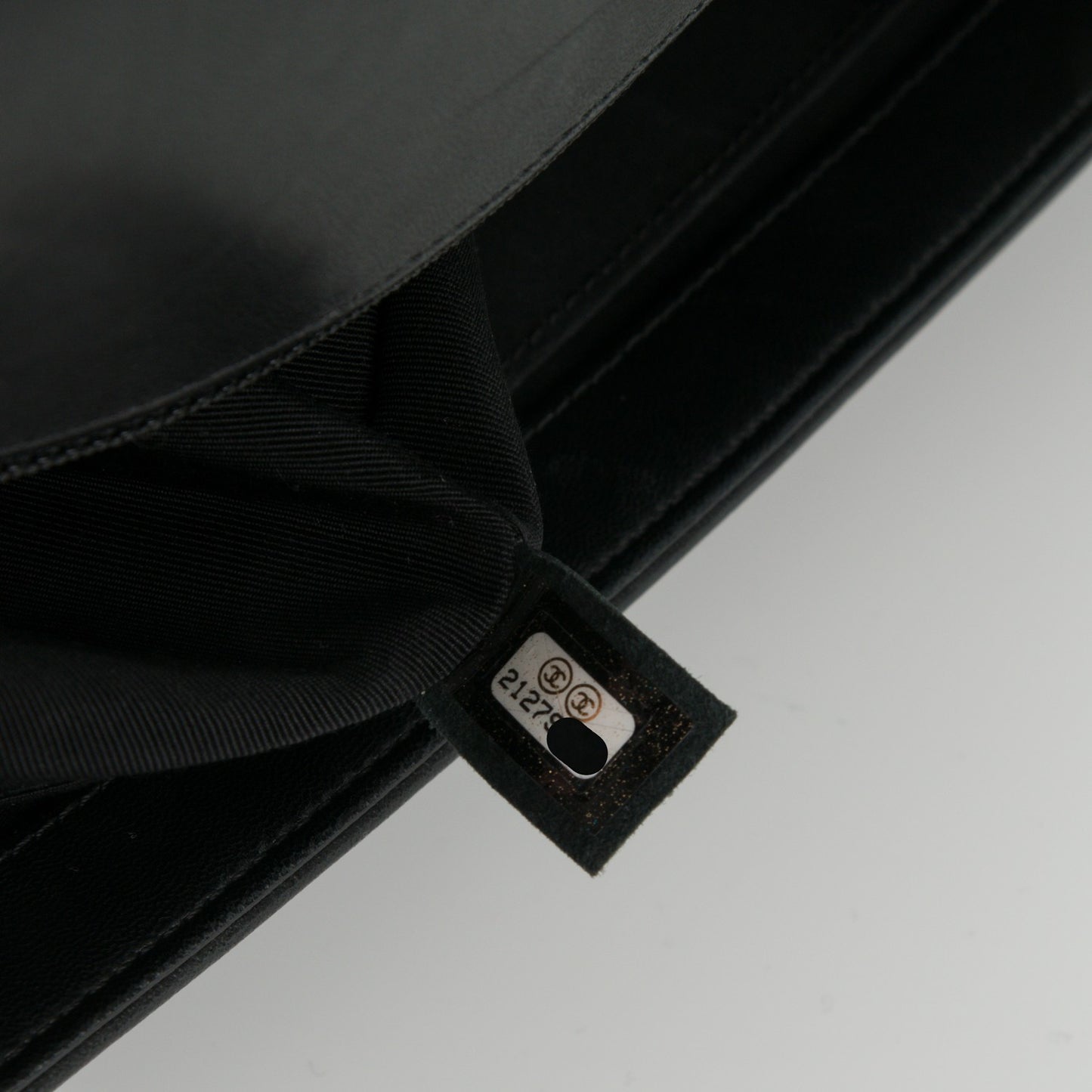 Lambskin Quilted New Medium Boy Flap Black
