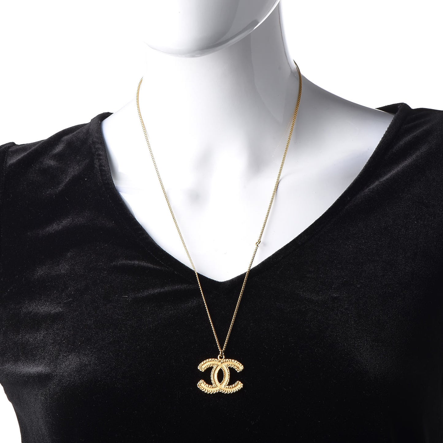 Metal CC Necklace Matte Gold