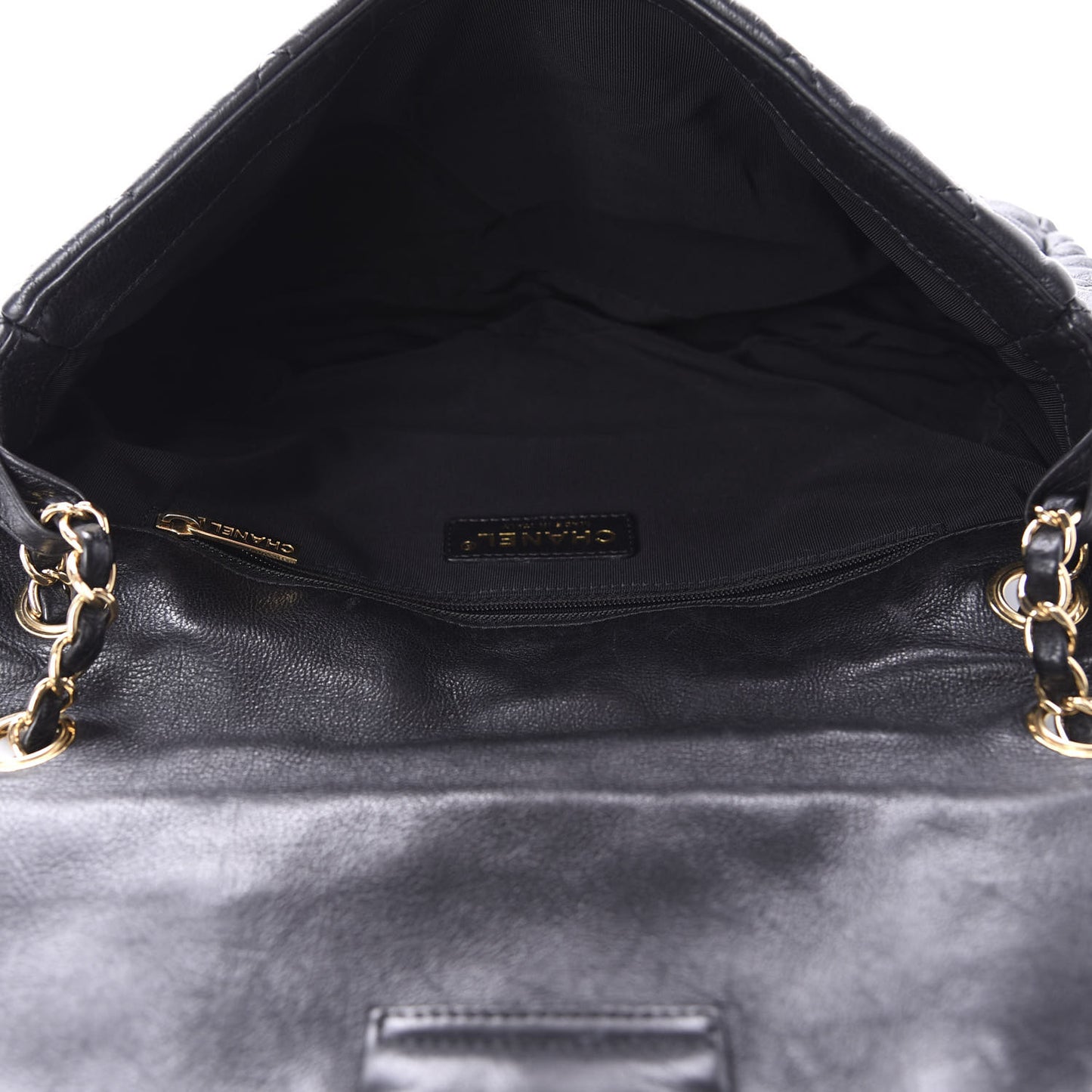 Calfskin Quilted Medium Chain Me Flap Black