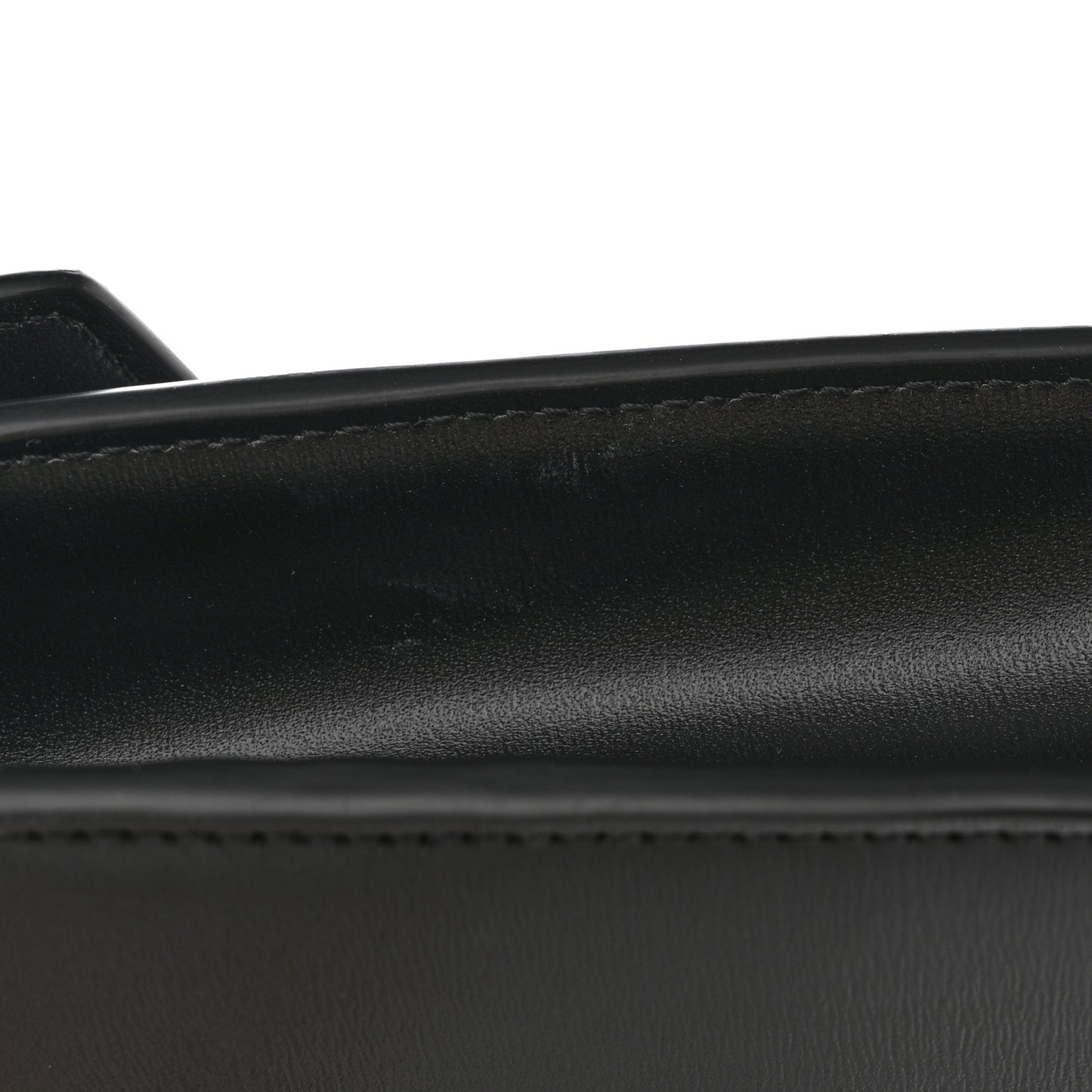 Shiny Calfskin Triomphe Margo Wallet on Chain Black