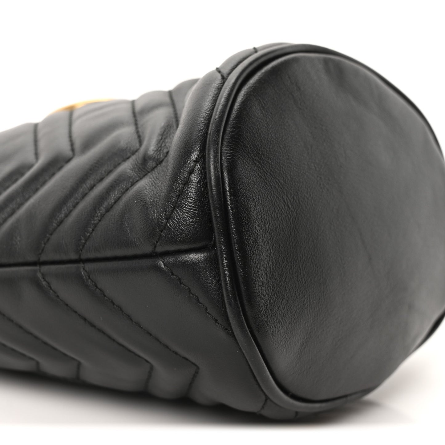 Calfskin Matelasse Mini GG Marmont 2.0 Bucket Bag Black