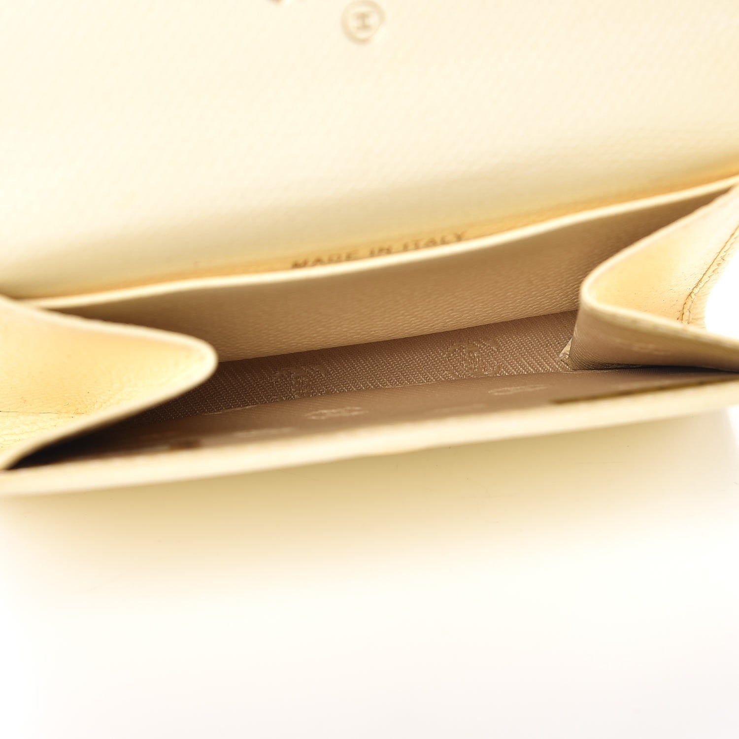 Chanel Grained Calfskin CC Button Card Holder Beige 5 of 10