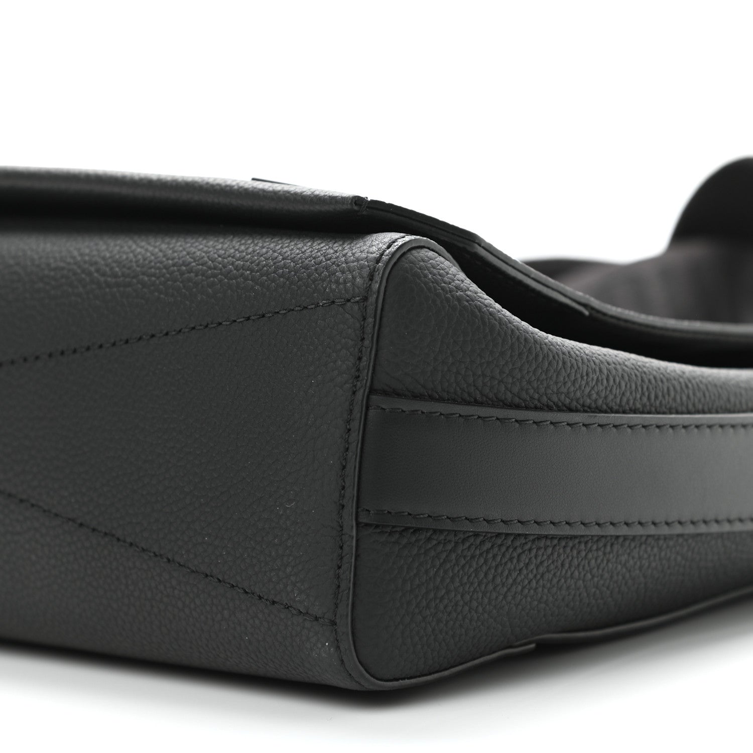Louis Vuitton Calfskin Aerogram Messenger Black 9 of 10