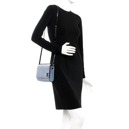 Louis Vuitton Epi Clery Denim Light 2 of 9