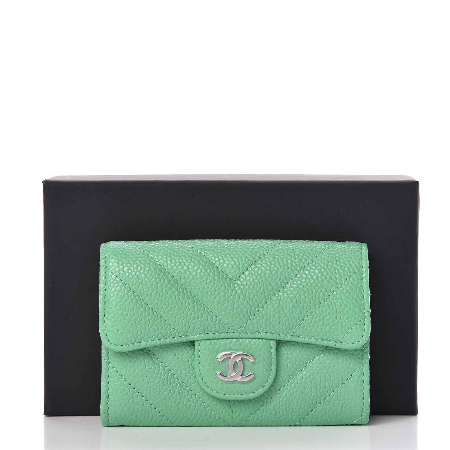Caviar Chevron Quilted Flap Card Holder Green