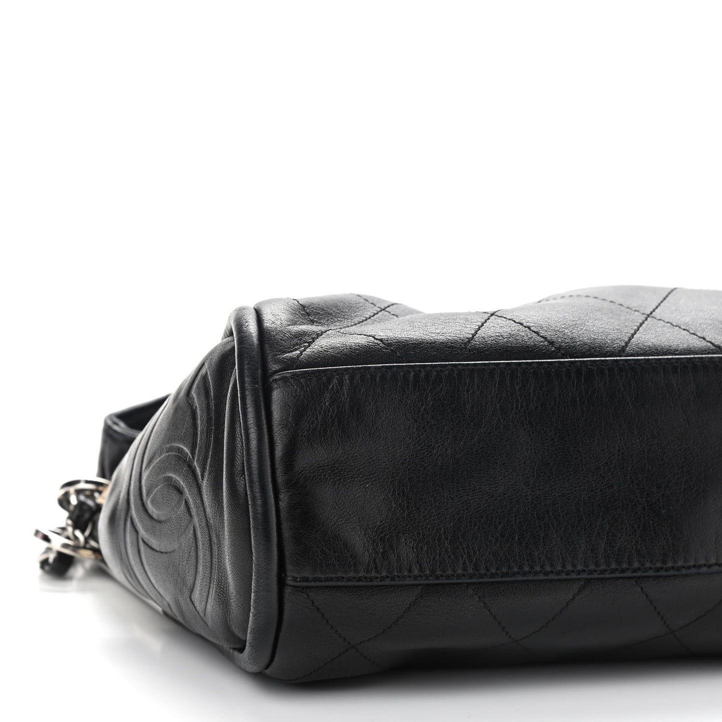 Lambskin Ultimate Soft Hobo Black